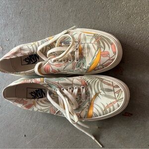 Vans woman’s 8s